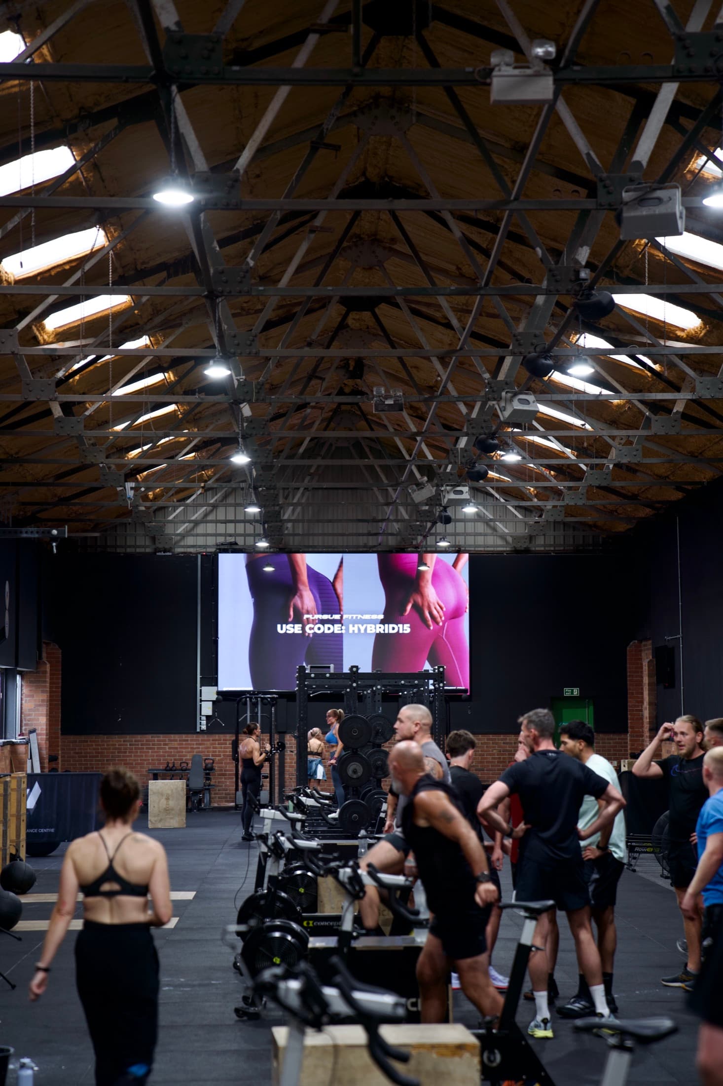 VYZR screen installed at Hybrid Performance Centre, Bolton